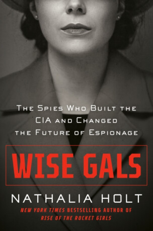 Wise Gals - Nathalia Holtová